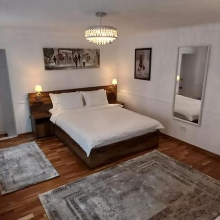 Five Rooms Braşov Eksteriør billede