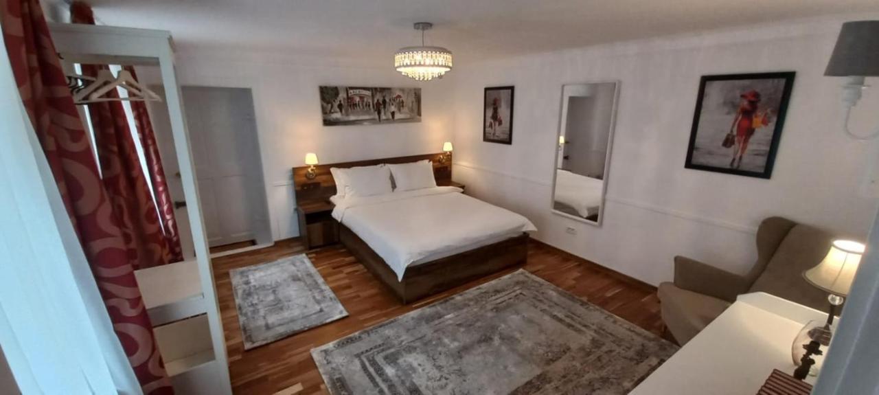 Five Rooms Braşov Eksteriør billede